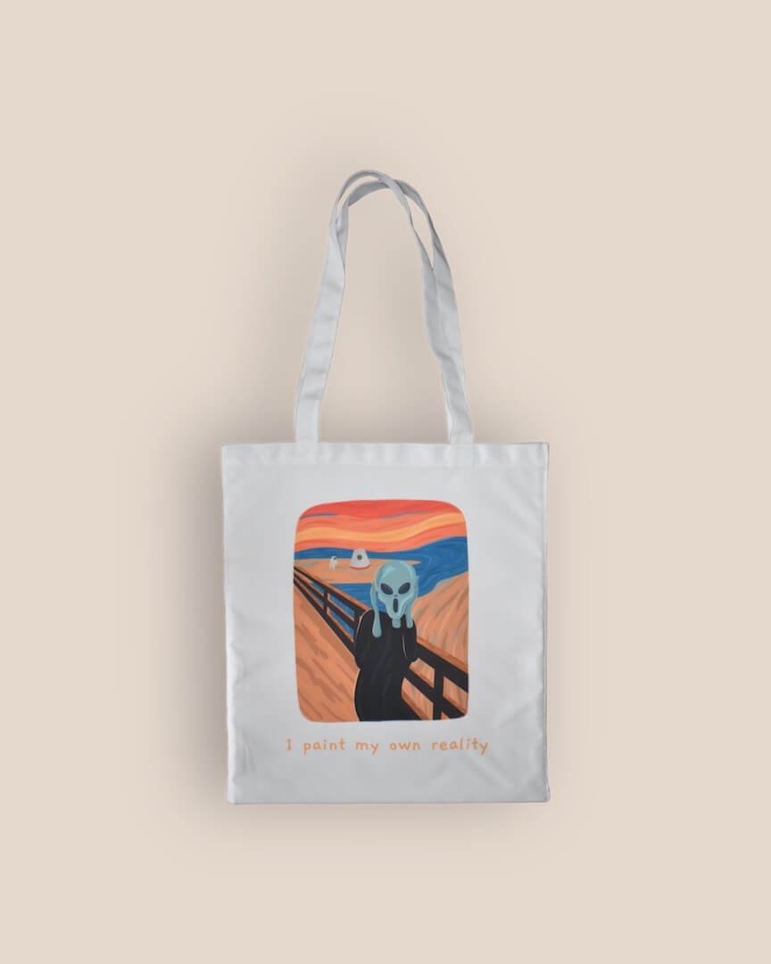 Voorzijde van de witte Scream Alien Painting Tote Bag, met een ontwerp geïnspireerd door 'De Schreeuw' van Edvard Munch